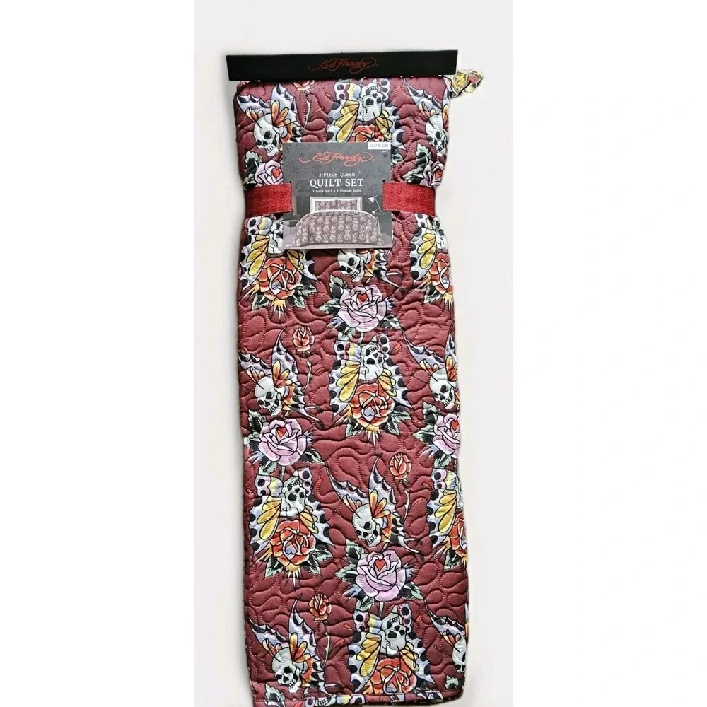NWT Ed Hardy 3 Piece Quilt Set - Queen size Y2K Skulls Roses Goth Tattoo Flash